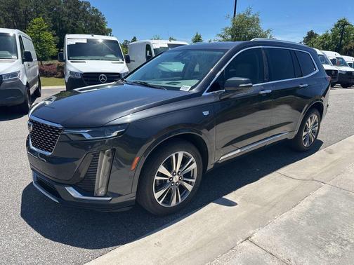 Wilder Metallic 2021 Cadillac XT6 Premium Luxury FWD
