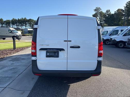 2019 Mercedes-Benz Metris Base