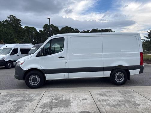 2023 Mercedes-Benz Sprinter 2500 Standard Roof