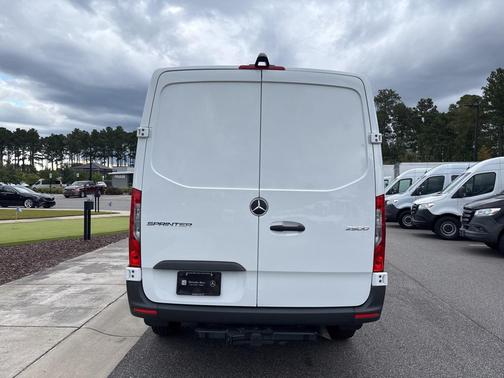 2023 Mercedes-Benz Sprinter 2500 Standard Roof