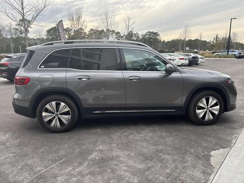 2024 Mercedes-Benz EQB 250 Base