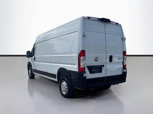 Bright White Clearcoat 2023 RAM ProMaster 2500 High Roof
