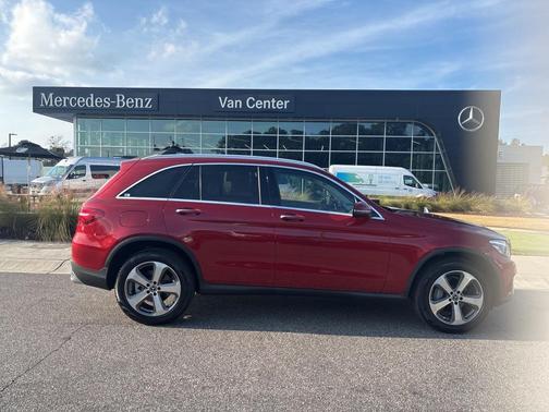 2019 Mercedes-Benz GLC 300 Base