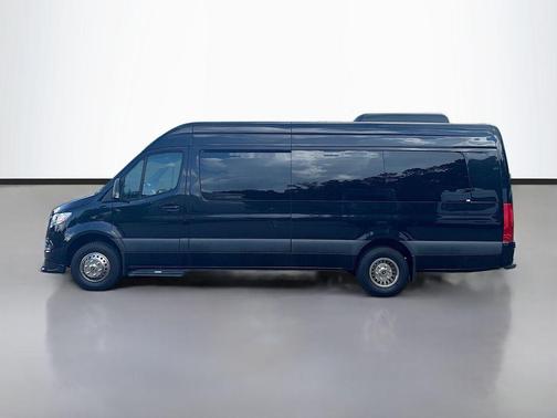 Obsidian Black Metallic 2023 Mercedes-Benz Sprinter 3500 High Roof