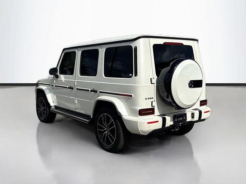 designo Diamond White Metallic 2021 Mercedes-Benz G-Class SUV