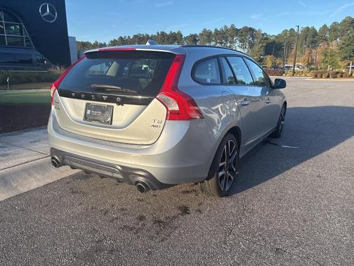 2018 Volvo V60 T5 Dynamic