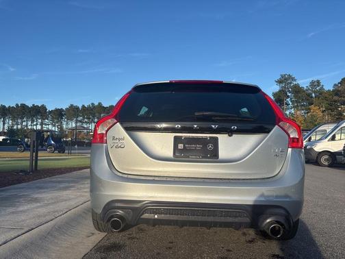 2018 Volvo V60 T5 Dynamic