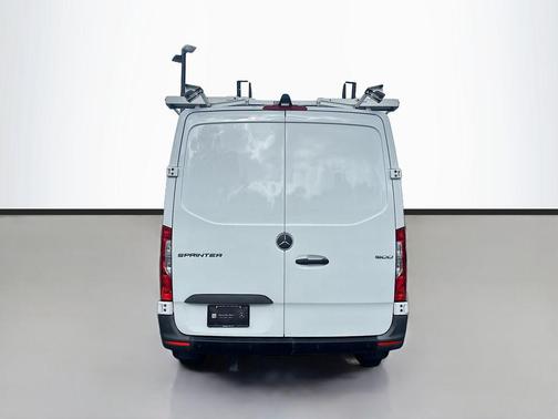 Arctic White 2021 Mercedes-Benz Sprinter 1500 Standard Roof I4