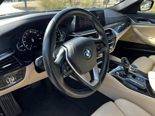 2017 BMW 530 530i