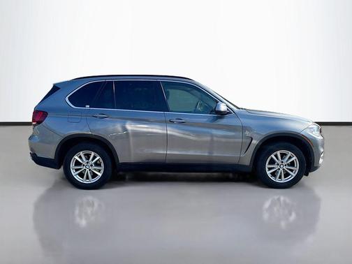 Space Gray Metallic 2014 BMW X5 xDrive35i