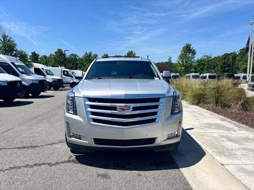2018 Cadillac Escalade Luxury