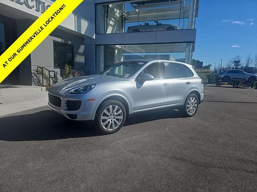 2017 Porsche Cayenne Platinum Edition