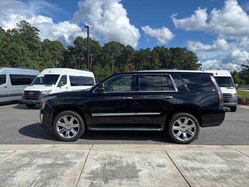 2019 Cadillac Escalade Luxury