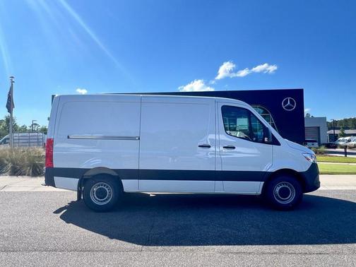 2025 Mercedes-Benz Sprinter 2500 Standard Roof