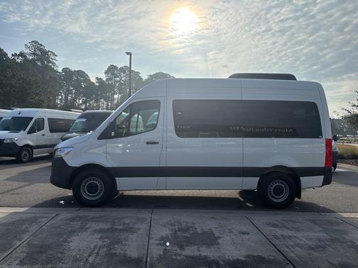 2024 Mercedes-Benz Sprinter 2500 Standard Roof