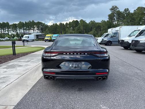 2021 Porsche Panamera 4