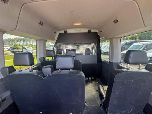 2020 Ford Transit-350 XL