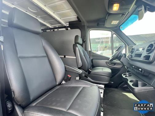 2023 Mercedes-Benz Sprinter 2500 Standard Roof