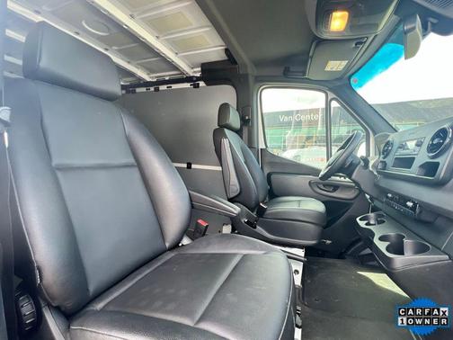 2023 Mercedes-Benz Sprinter 2500 Standard Roof