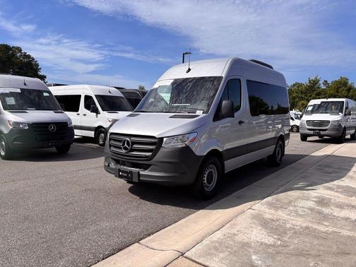 2024 Mercedes-Benz Sprinter 2500 Standard Roof