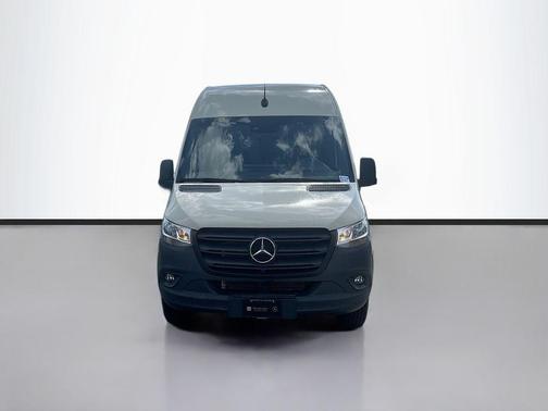 2024 Mercedes-Benz Sprinter 2500 Standard Roof