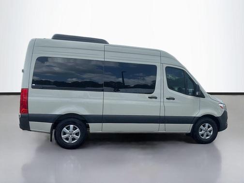 2024 Mercedes-Benz Sprinter 2500 Standard Roof