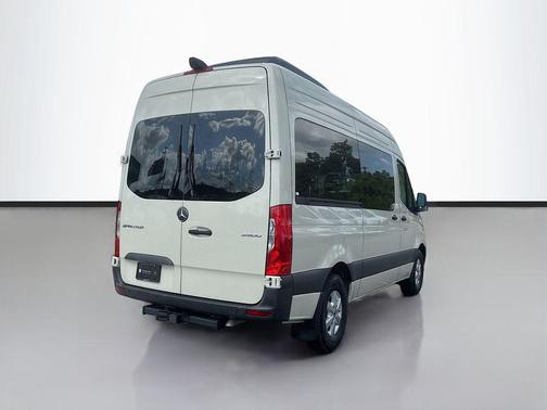 2024 Mercedes-Benz Sprinter 2500 Standard Roof