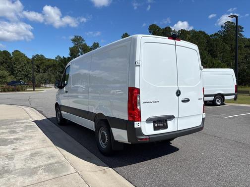 2026 Mercedes-Benz Sprinter 2500 Standard Roof