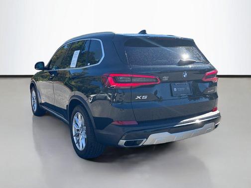 Black Sapphire Metallic 2019 BMW X5 xDrive40i