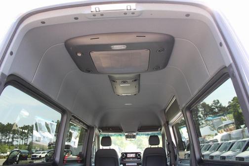 2024 Mercedes-Benz Sprinter 2500 Standard Roof