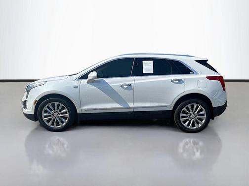 Crystal White Tricoat 2017 Cadillac XT5 Platinum