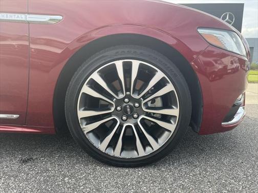 2017 Lincoln Continental Select