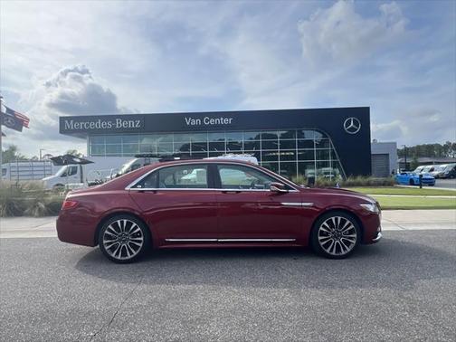 2017 Lincoln Continental Select