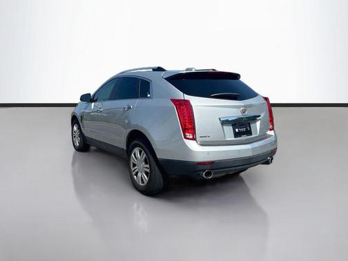 Radiant Silver Metallic 2016 Cadillac SRX Luxury Collection