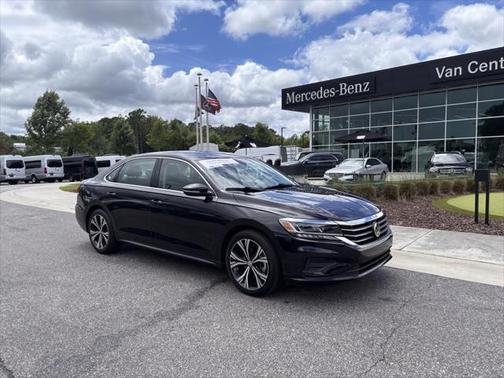 2022 Volkswagen Passat 2.0T SE