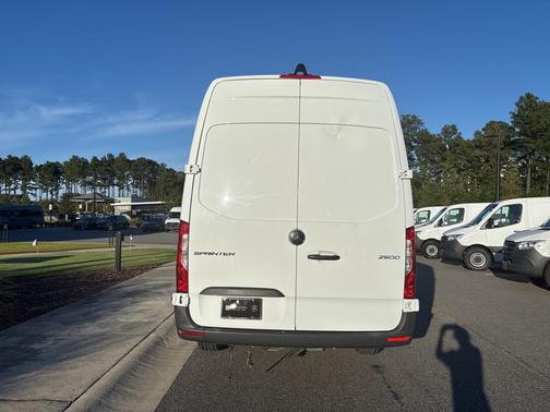 2025 Mercedes-Benz Sprinter 2500 High Roof