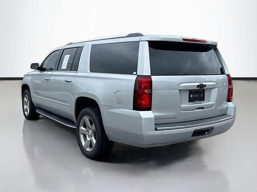 Silver Ice Metallic 2020 Chevrolet Suburban Premier