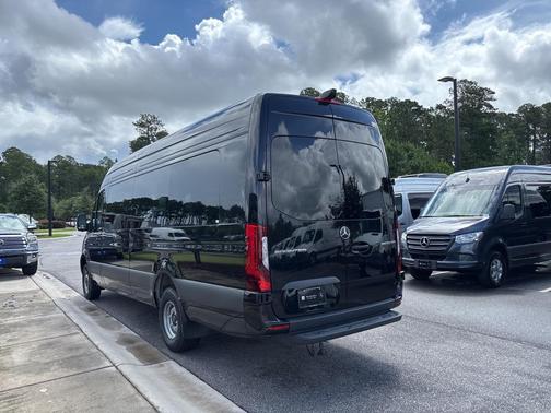 2024 Mercedes-Benz Sprinter 3500XD High Roof