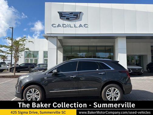 Wilder Metallic 2023 Cadillac XT5 Luxury