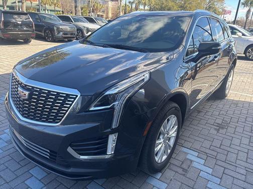 Wilder Metallic 2023 Cadillac XT5 Luxury