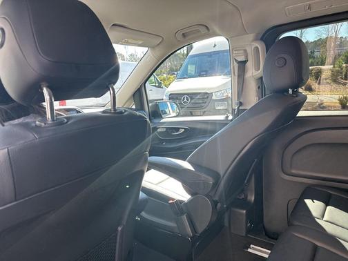 2023 Mercedes-Benz Metris Base