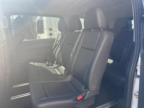 2023 Mercedes-Benz Metris Base