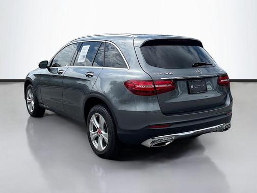 Selenite Gray Metallic 2018 Mercedes-Benz GLC 300 4MATIC