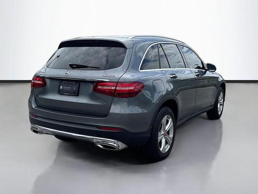Selenite Gray Metallic 2018 Mercedes-Benz GLC 300 4MATIC