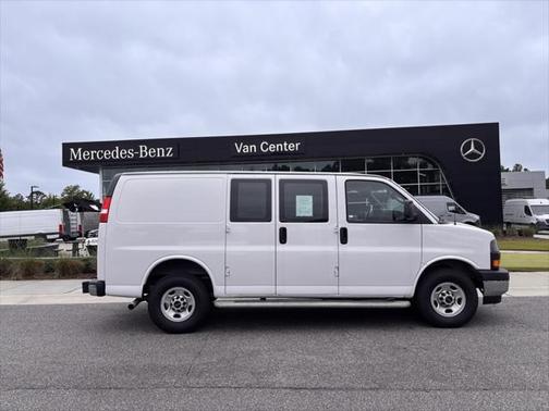 2023 GMC Savana 2500 Work Van