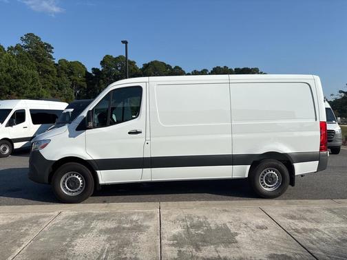 2023 Mercedes-Benz Sprinter 2500 Standard Roof