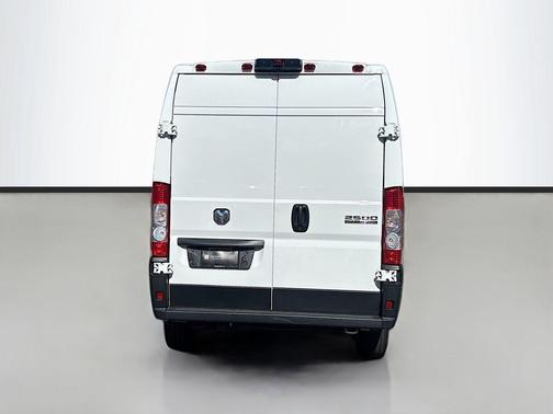 Bright White Clearcoat 2023 RAM ProMaster 2500 High Roof