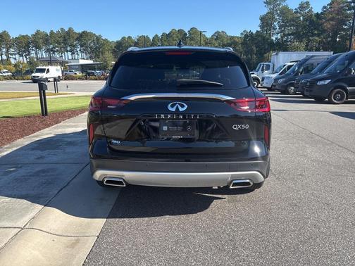 2024 INFINITI QX50 LUXE AWD