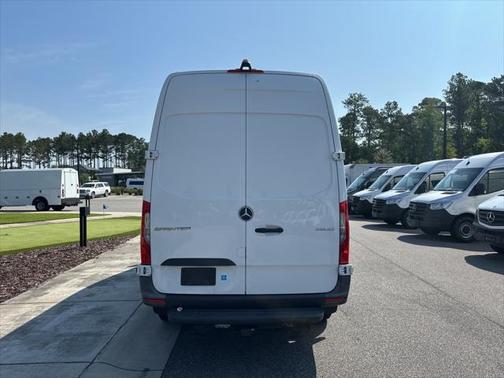 2021 Mercedes-Benz Sprinter 2500 Standard Roof