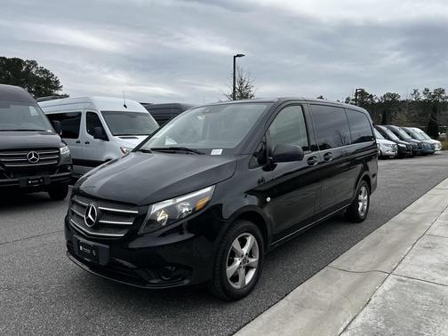 2020 Mercedes-Benz Metris Base
